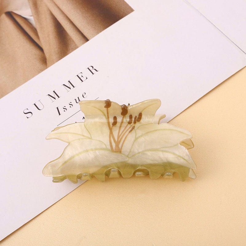 A White Lily Hair Claw Clip